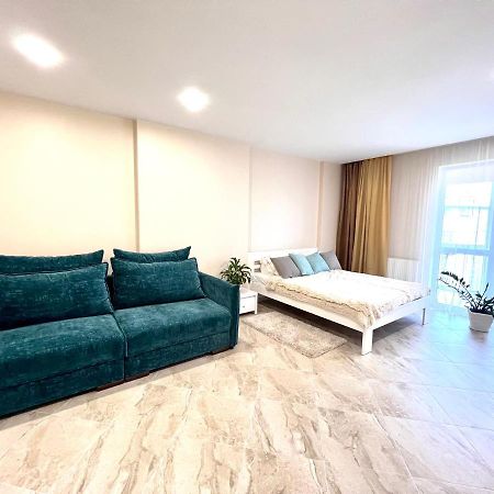 Osapart Romantic Apartment In The Complex Great Britain Lviv Eksteriør billede