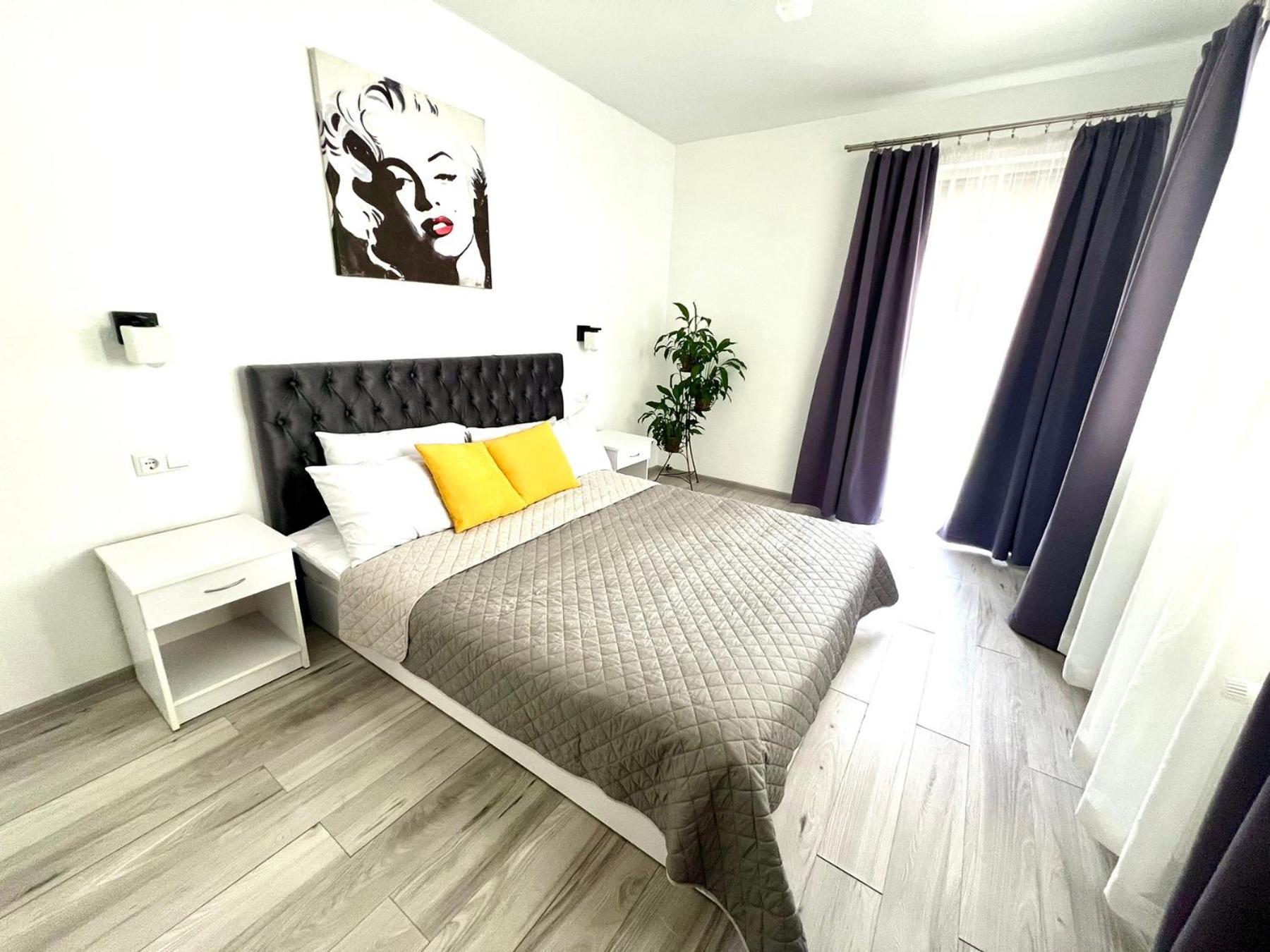 Osapart Romantic Apartment In The Complex Great Britain Lviv Eksteriør billede