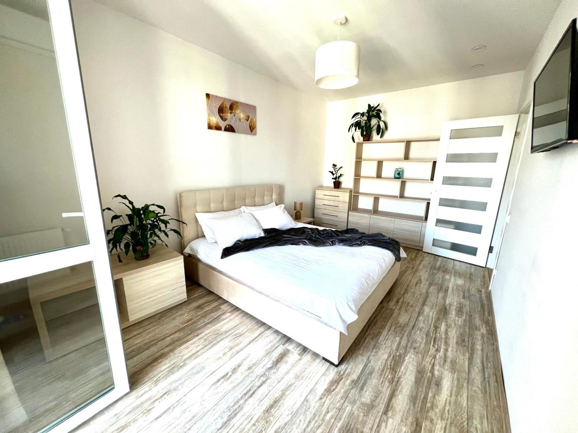 Osapart Romantic Apartment In The Complex Great Britain Lviv Eksteriør billede
